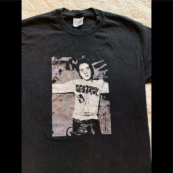 Vintage Black Graphic T-shirt Destroy Size S - Picture 3 of 7